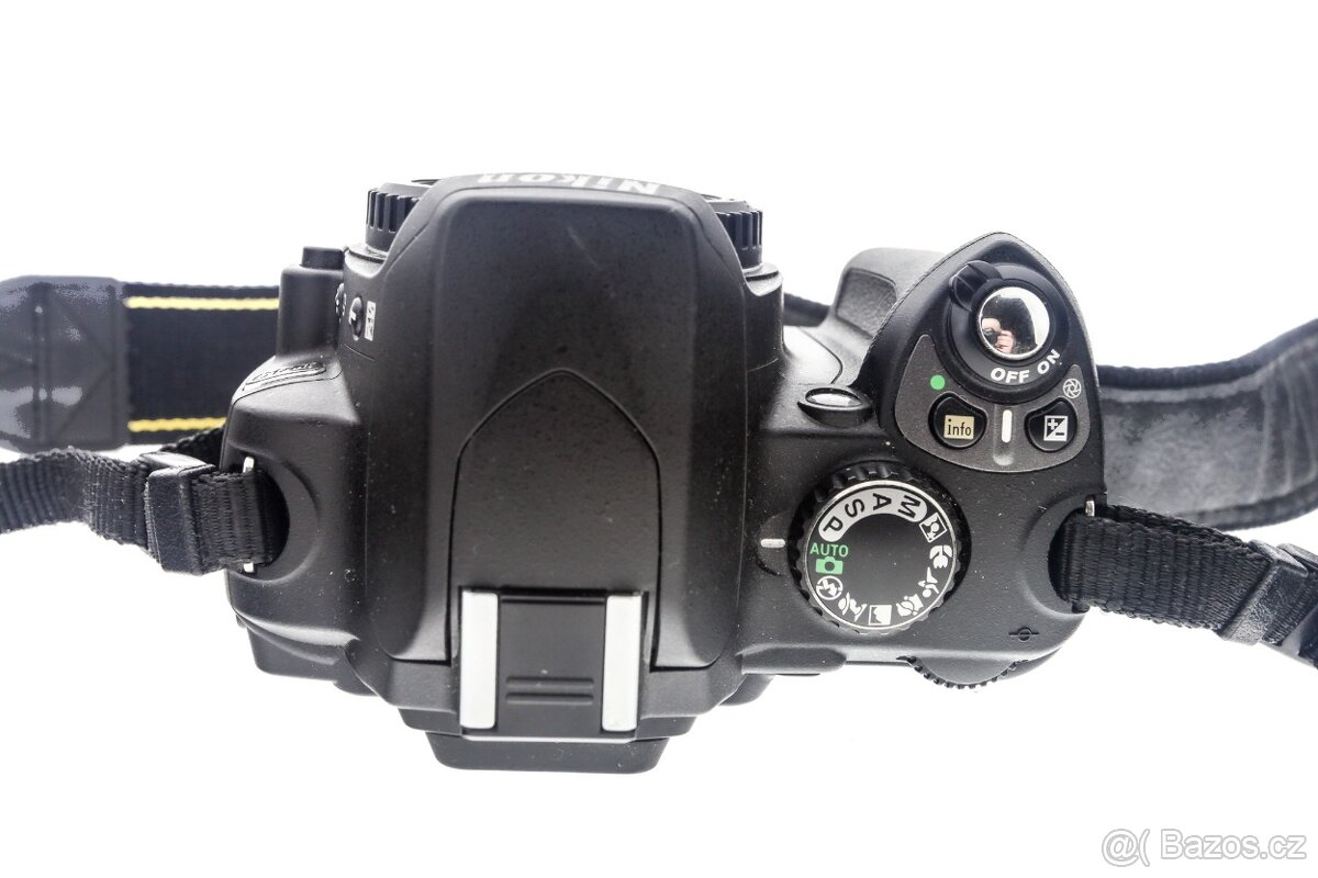 Zrcadlovka Nikon D40 + 18-55mm - 7