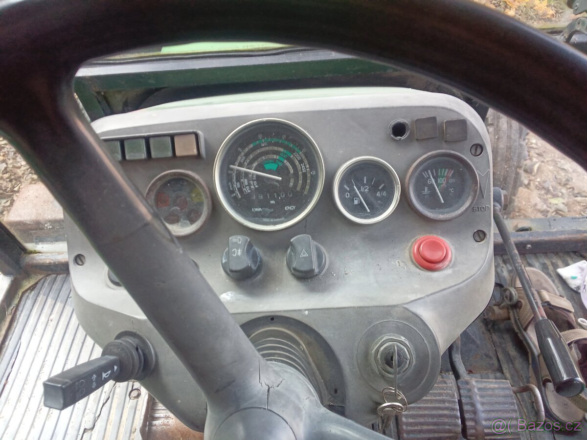 John Deere 2200, Zetor 7211 - 7