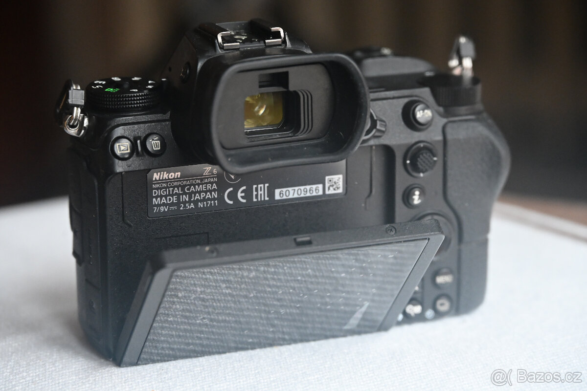 NIKON Z6+přísluš. 15 700,- - 7