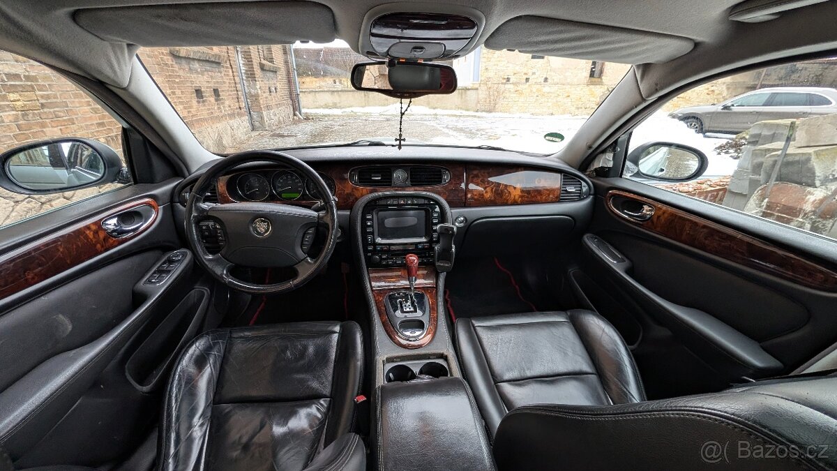 Jaguar XJ6 X350 - 7