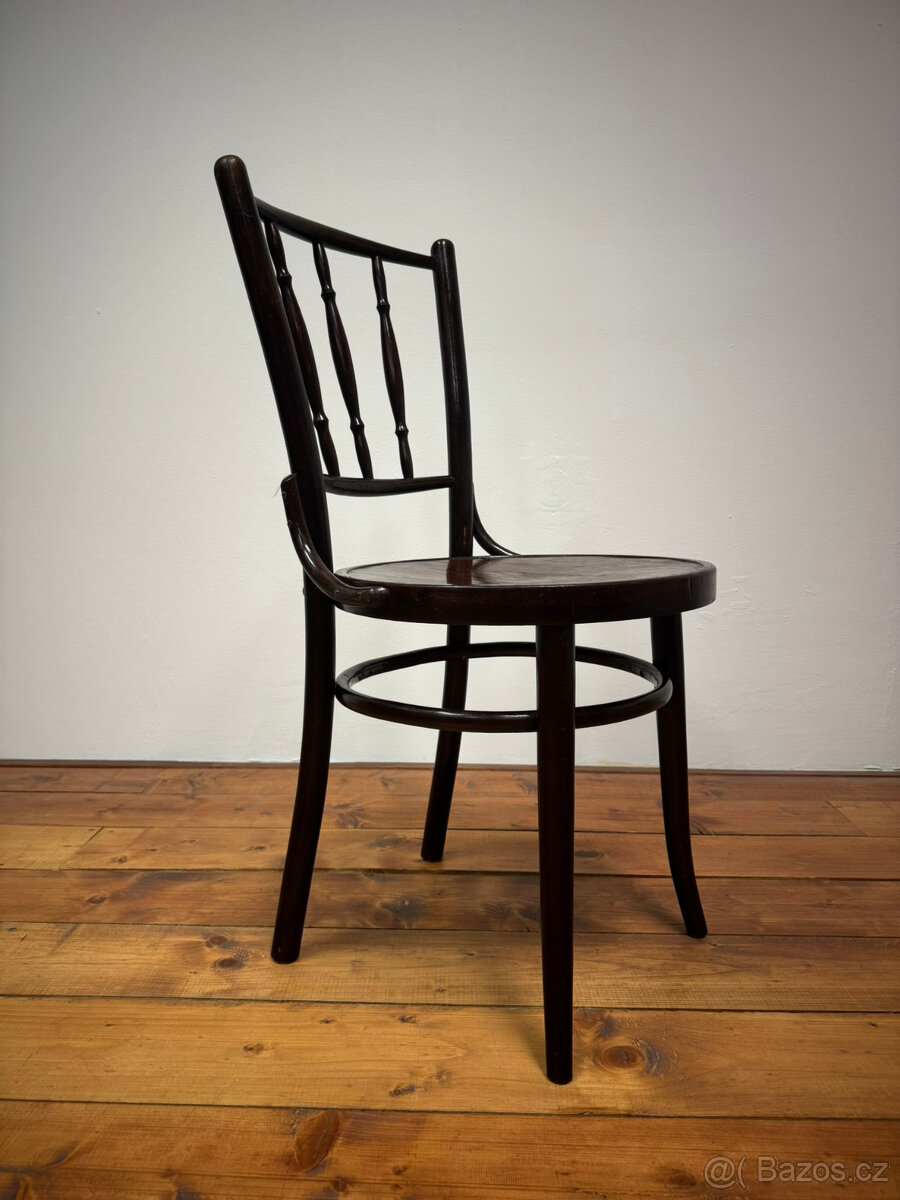 Vyhledávaná klasika - židle TON / Thonet __ 2 kusy - 7