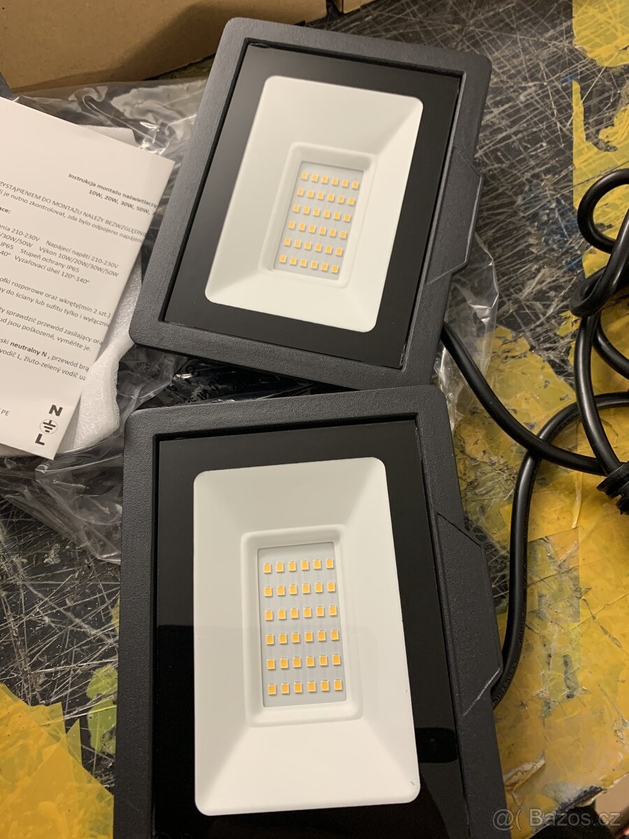 LED reflektor 2x50W se stativem kabel stojan novy - 7