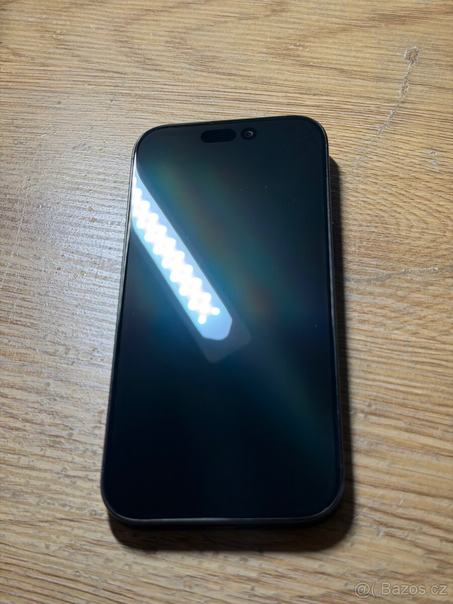 Prodám IPhone 16 pro 256gb - 7