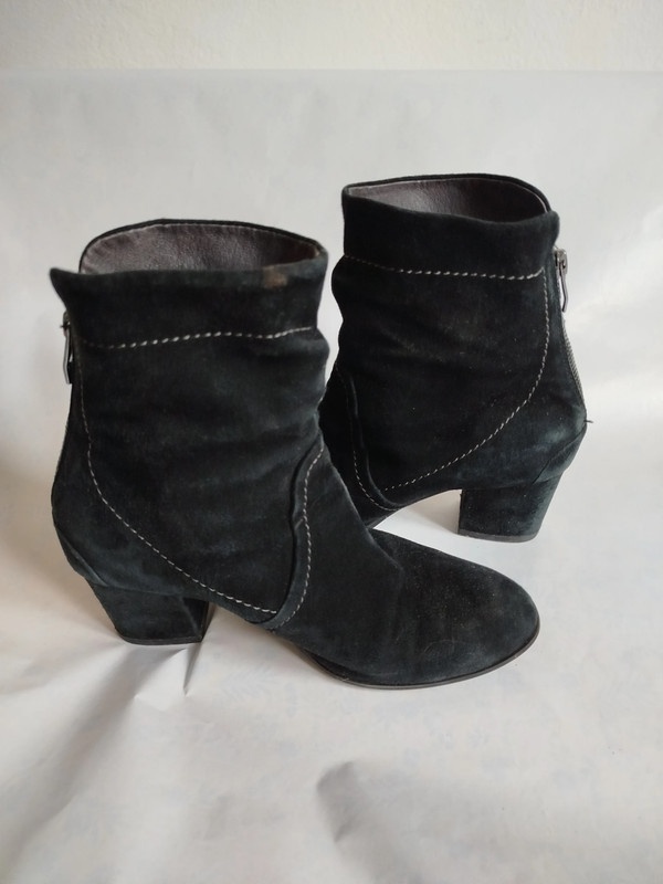 Kotníkové semišové boty - 7