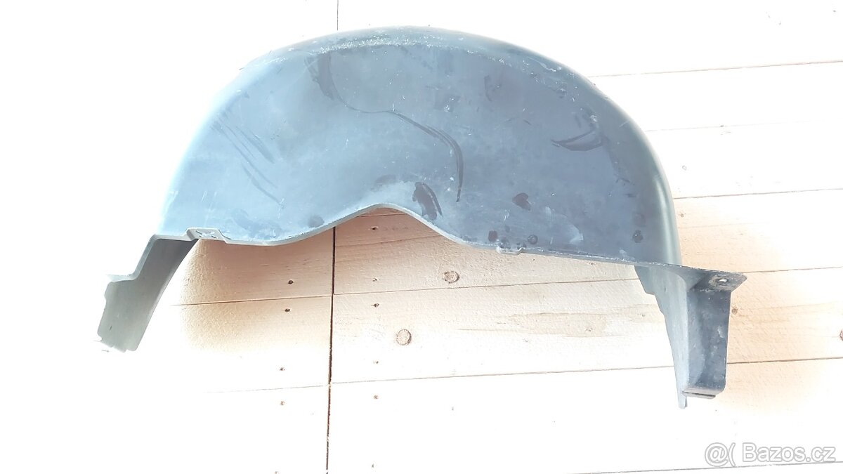 VW Transporter T5 – PODBĚHY PLASTOVÉ - 7