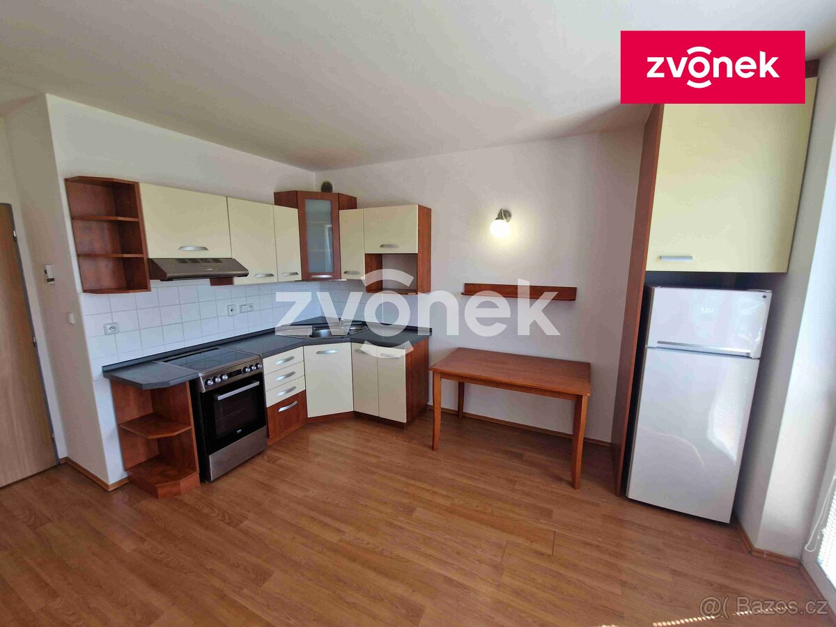 Pronájem bytu 1+kk ve Zlíně na Podlesí - 7