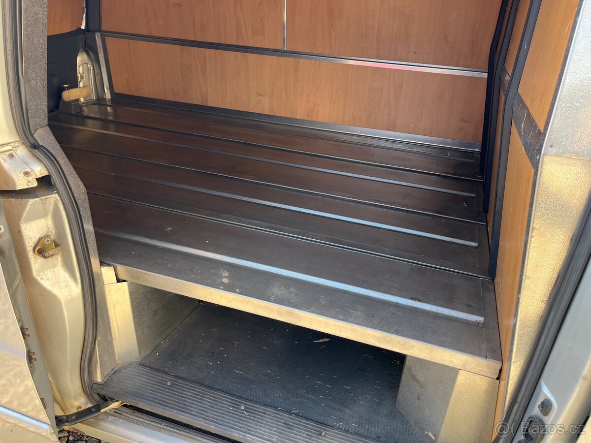 Pohřební speciál - 7