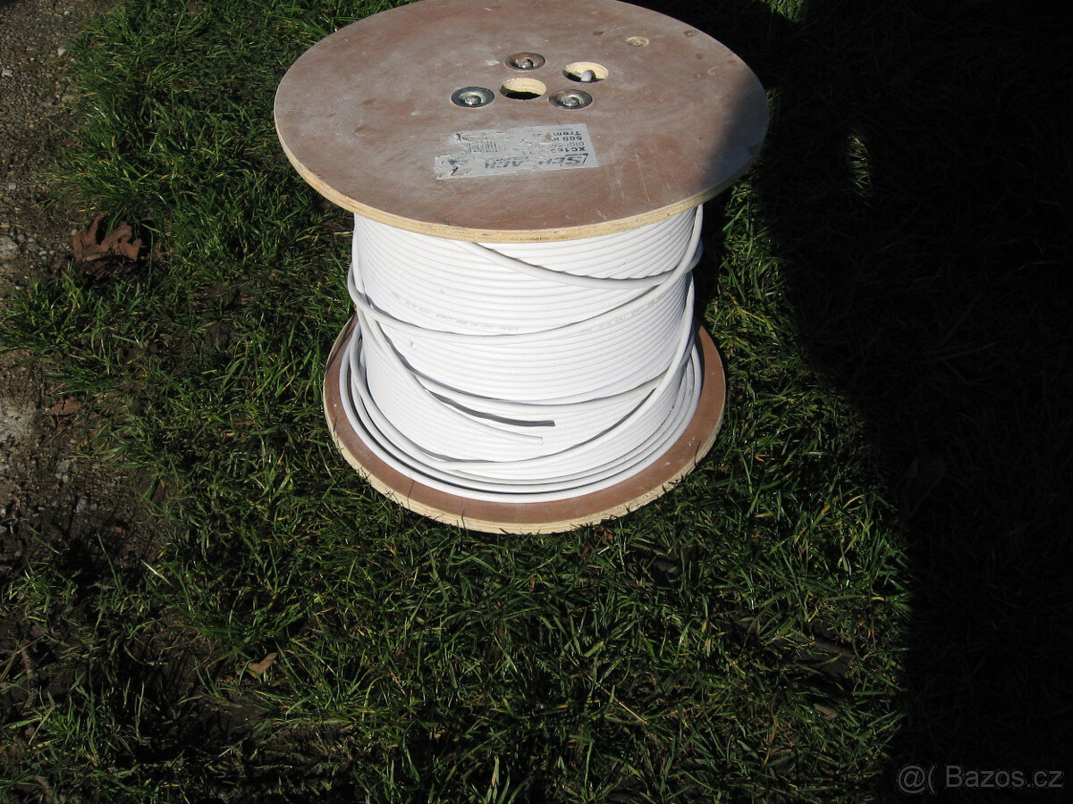 Prodám nové cyky J3x1,5 a J3x2,5 a další - 7