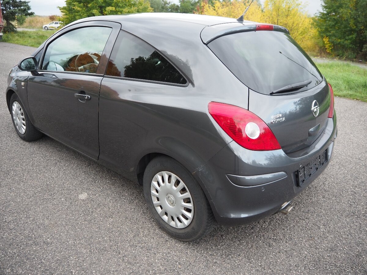 Opel Corsa 1.4 KLIMA, vyhř. sedadla + volant - 7