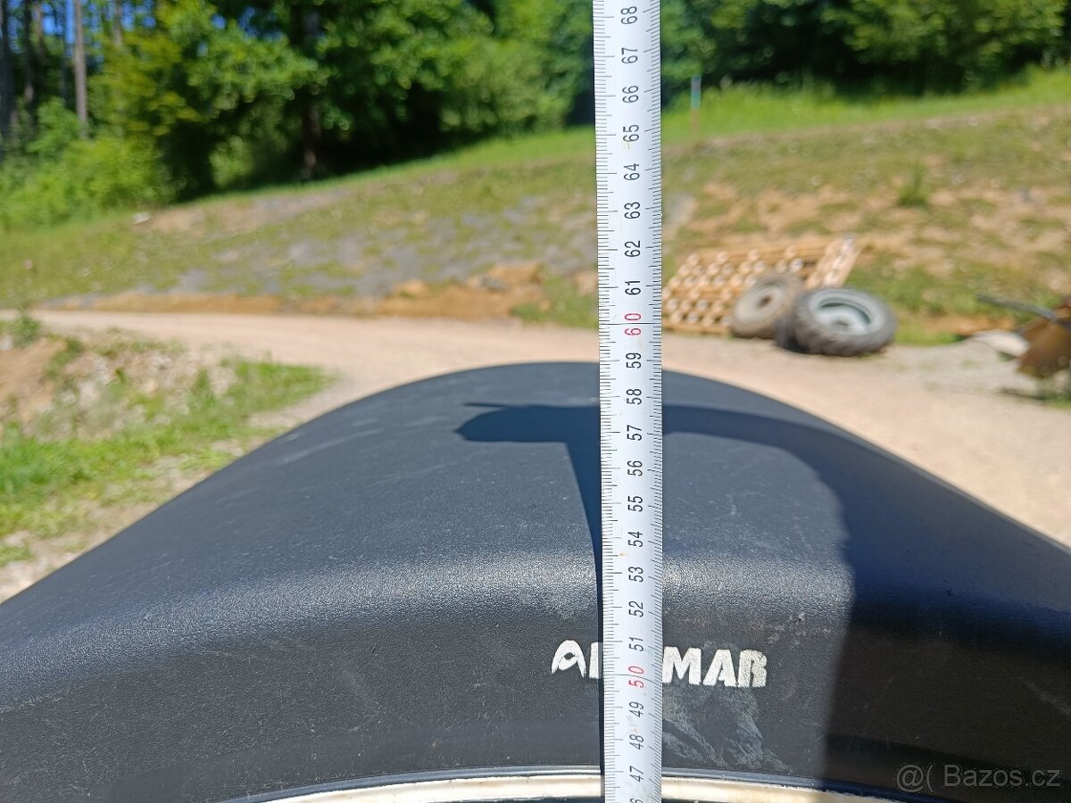 Blatníky zadní náprava - 7