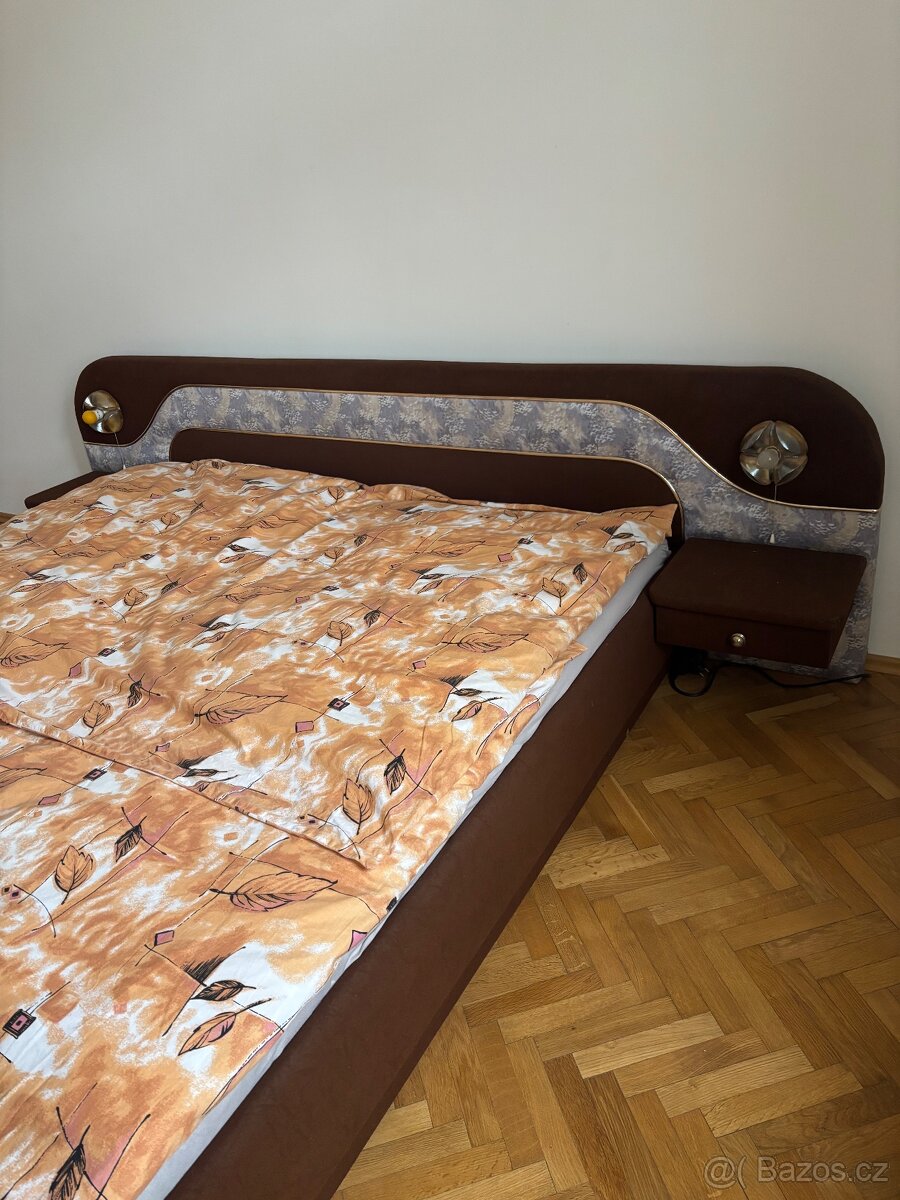 Manželská postel - 7