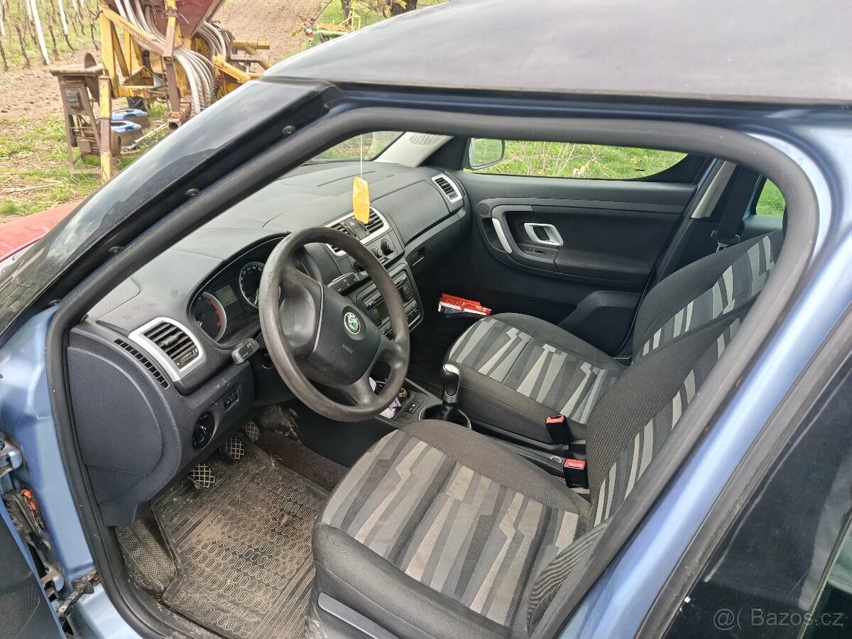 Škoda Roomster 1.4 - 7