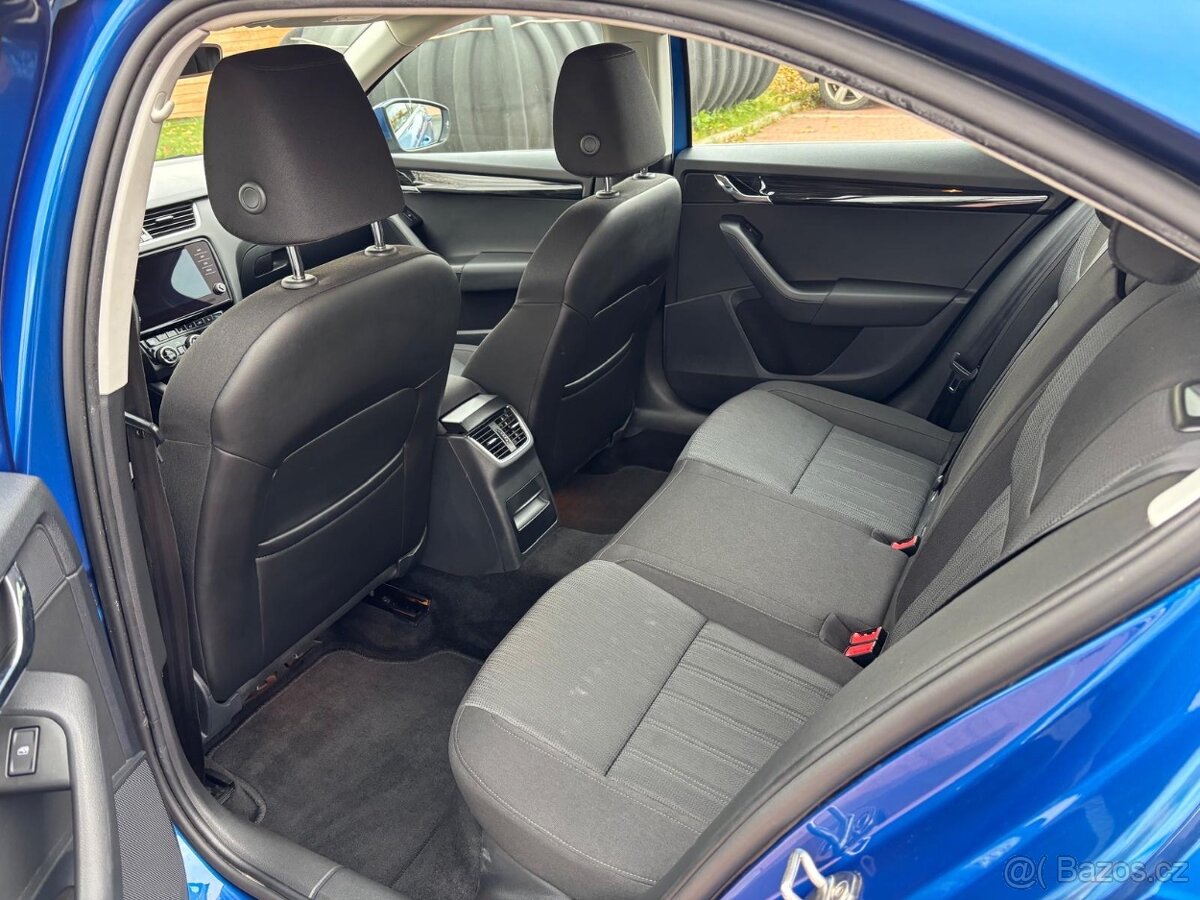 Škoda Octavia 2,0 TDi manuál 2018 virtual cockpit TOP STAV - 7