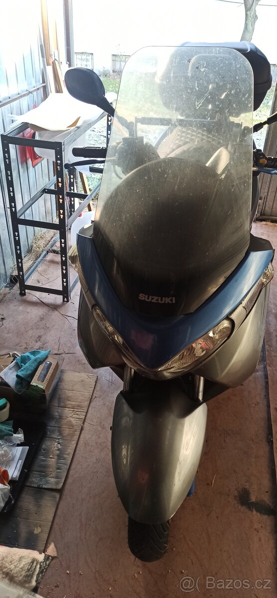 Prodám Suzuki Burgman 125 - 7