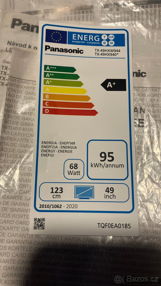 Panasonic TX-49HX940E 100Hz + AppleTV+držák na zeď - 7