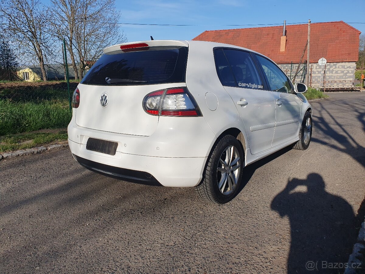 Vw Golf 1.6 MPI nová stk - 7