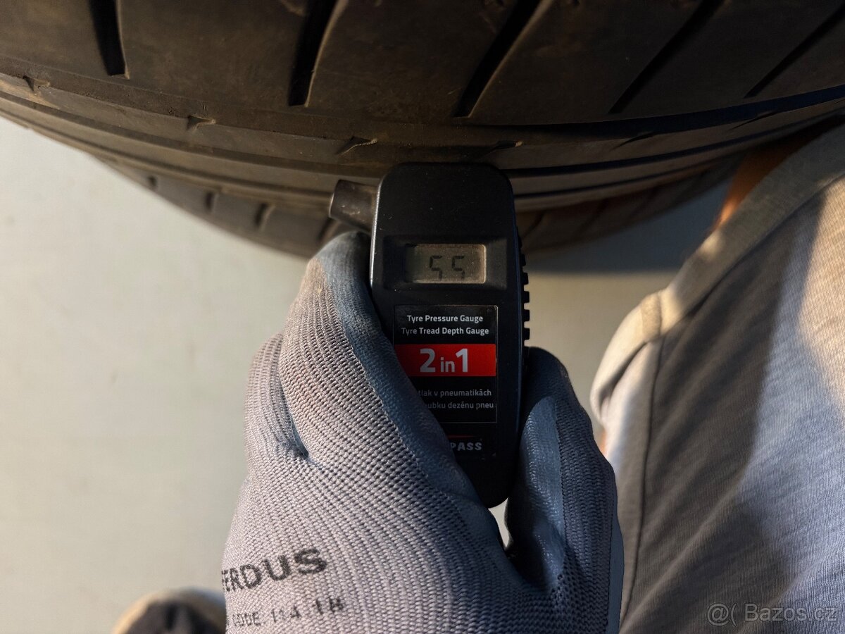 Letní pneu Goodyear 225/50R18 - 7