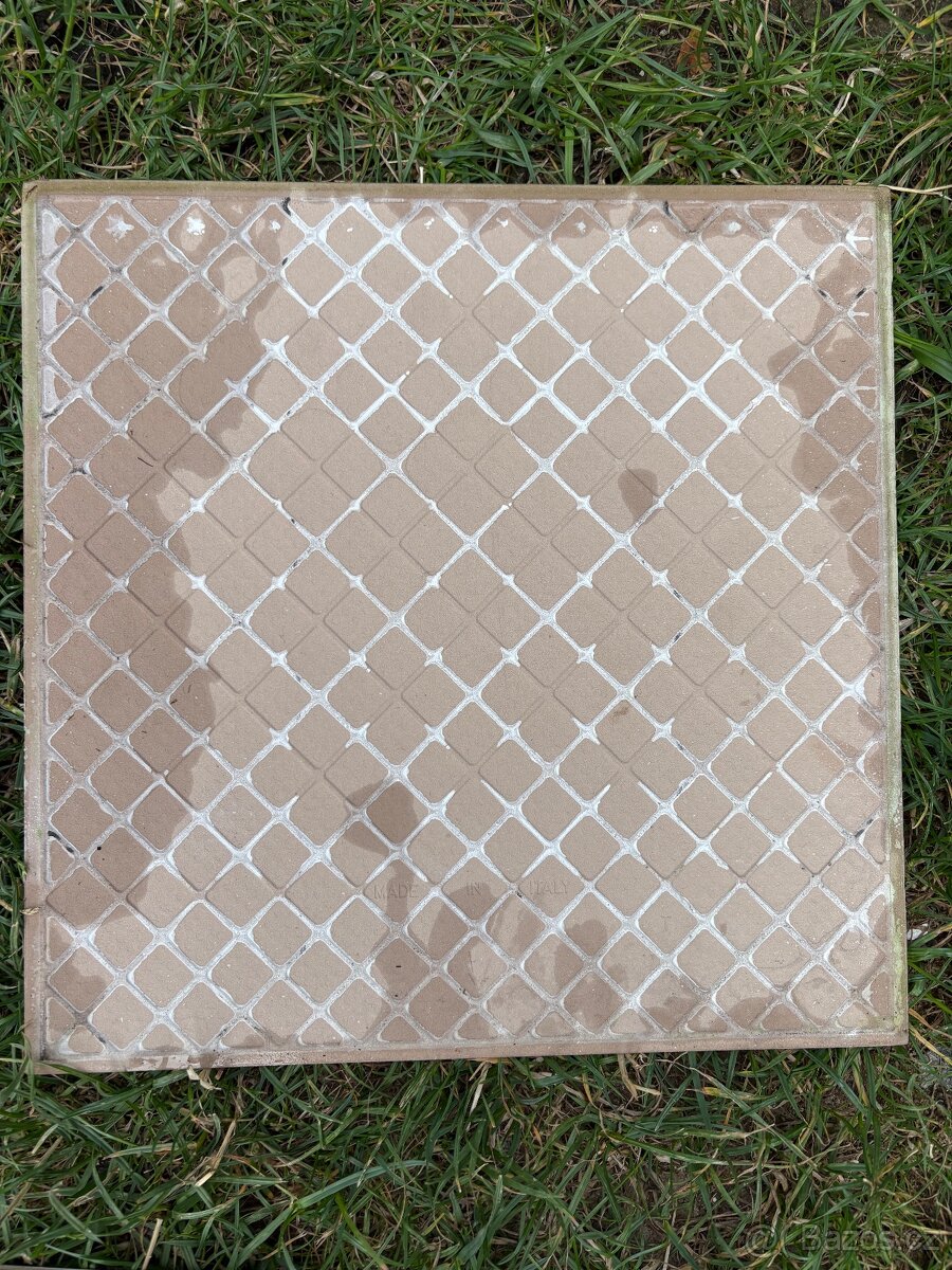 Nová dlažba a obklady - 7