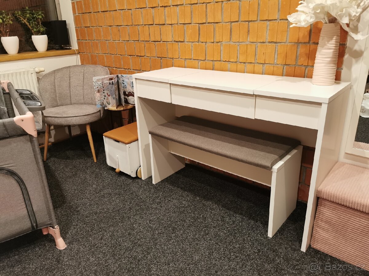 Psací nebo kosmetický stolek - 7