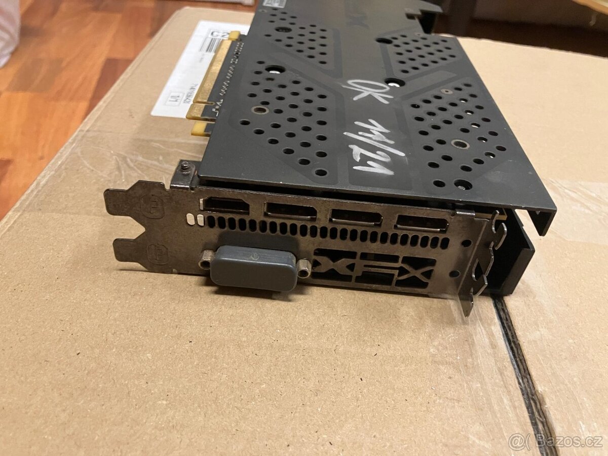 XFX Radeon RX 580 GTS XXX Edition OC+ 8GB GDDR5 - 7