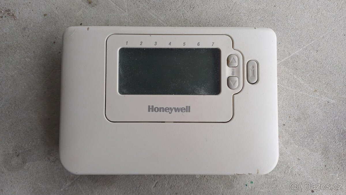 Prodám komplet plynová kamna,bojler a termostat - 7