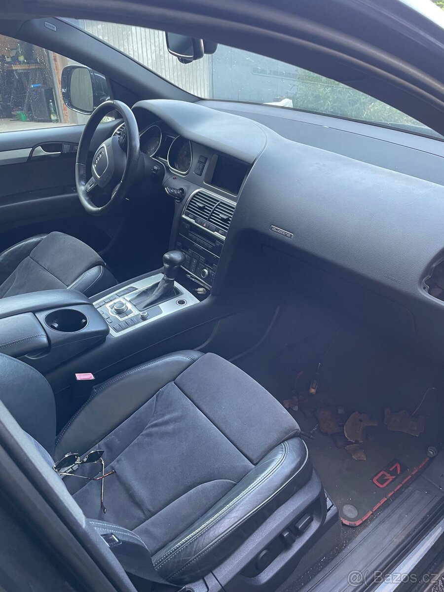 // Díly \\ Audi Q7 3.0tdi BUG - 7