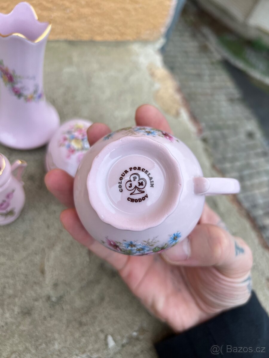 Sada růžového porcelánu - 7