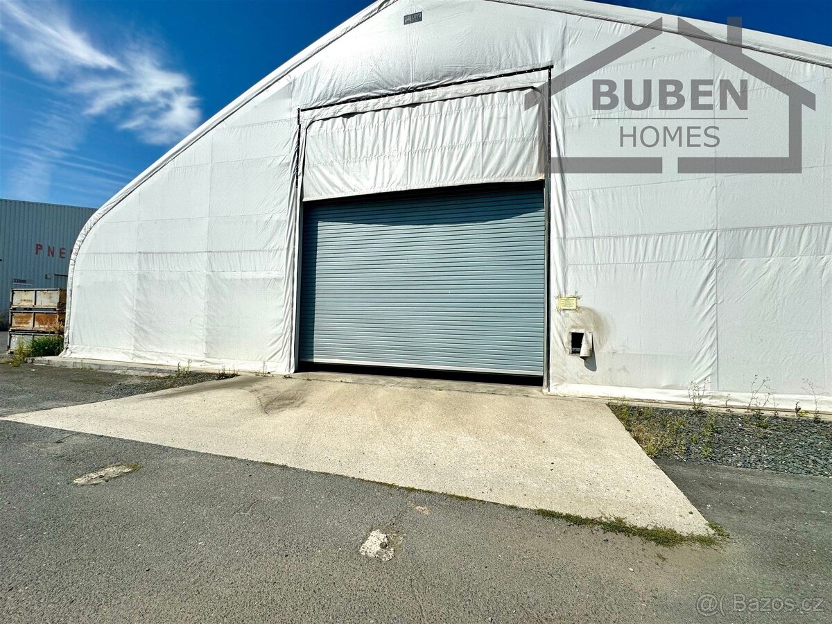 Plachtová, skladovací hala (894 m2) v obci Velký Rapotín u T - 7