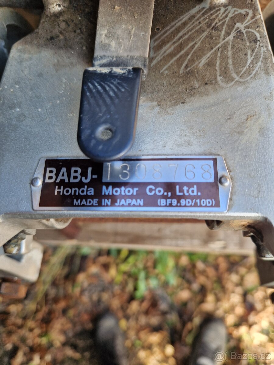 Prodám lodní motor. - 7