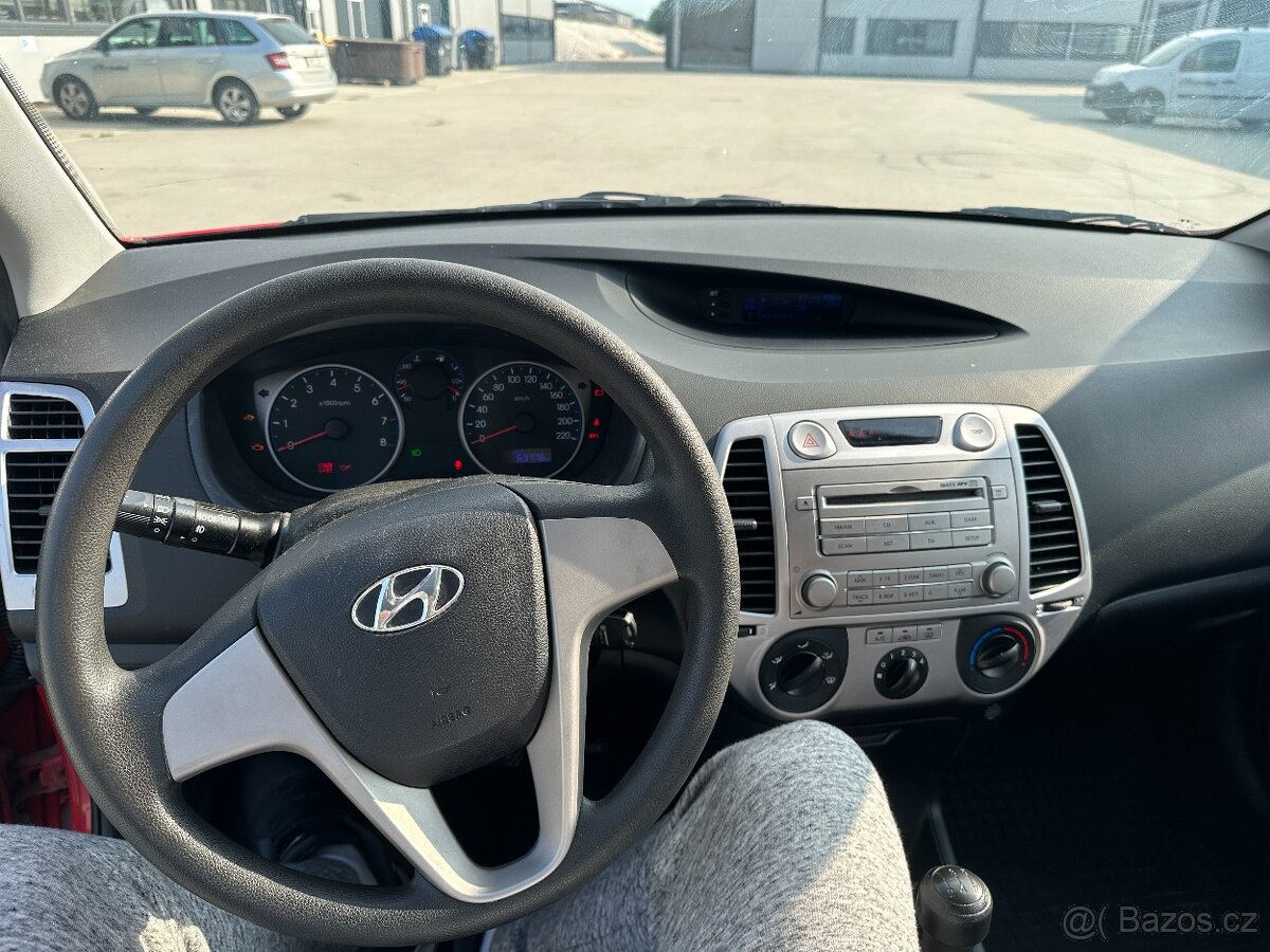 Hyundai i20, r.v. 2011, 64 000km - 7