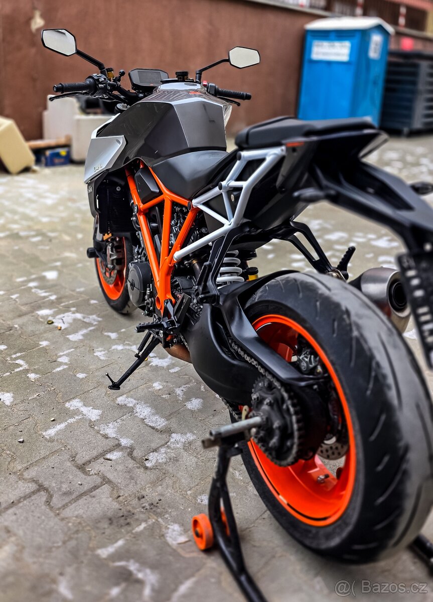 KTM 1290 SUPER DUKE R - 7
