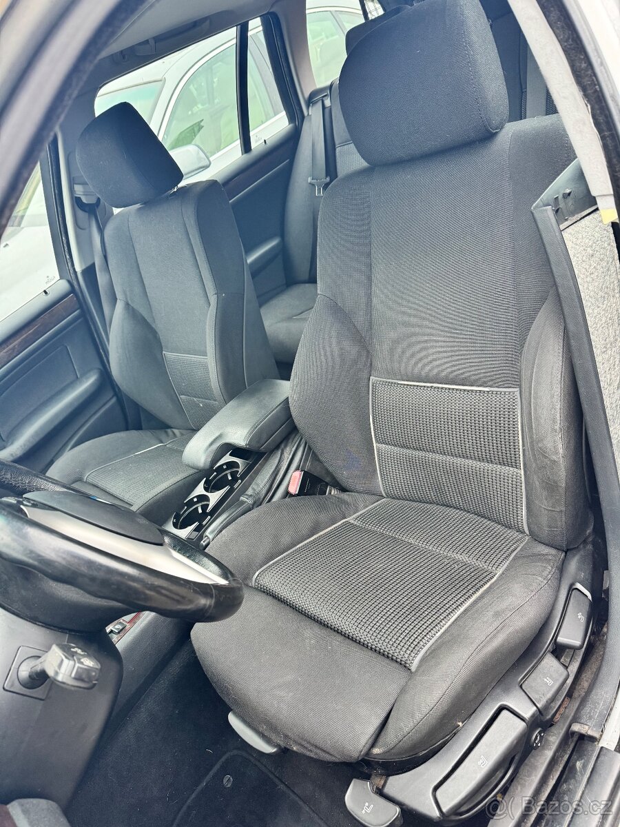 BMW E46 330xdA facelift titansilver - nahradni dily - 7