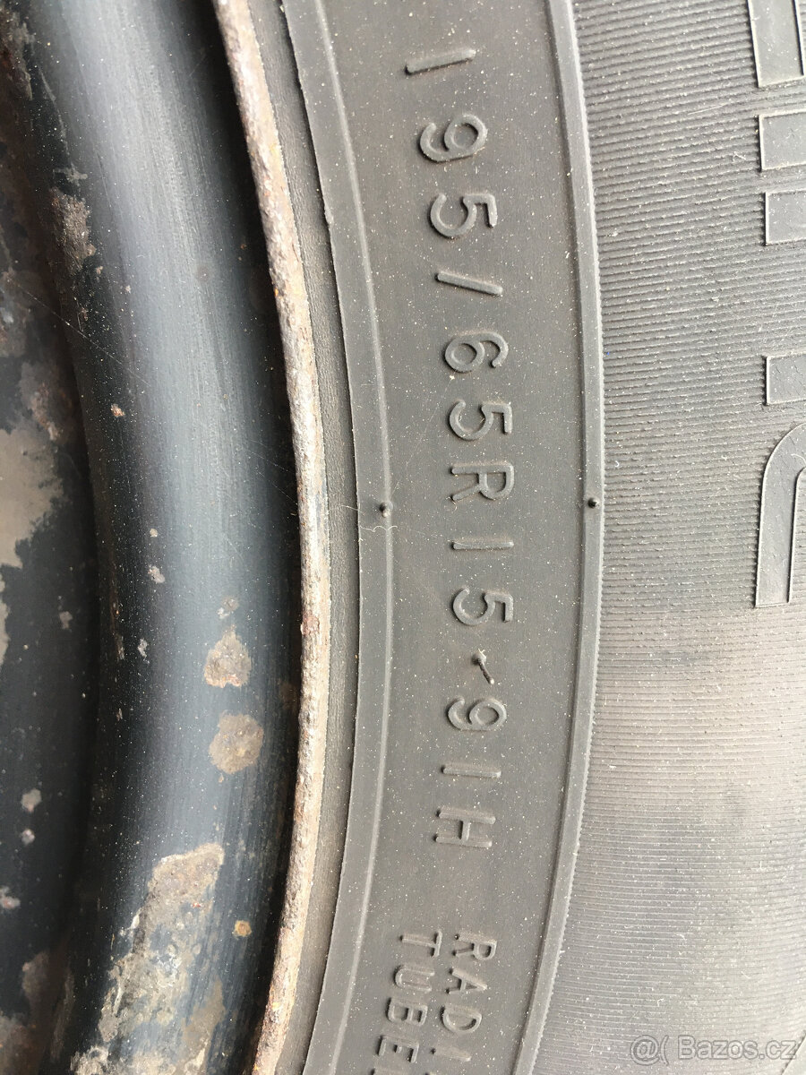 Škoda Octavia 2, sada 4ks letních kol - 7