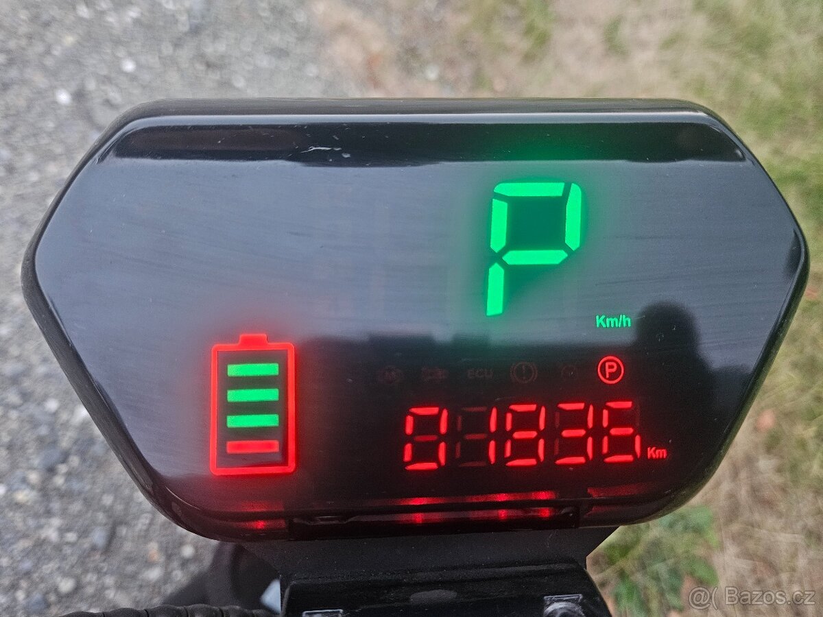 Elektrokoloběžka chopper EcoWheel GR7+ 2000W COC 40Ah matná - 7