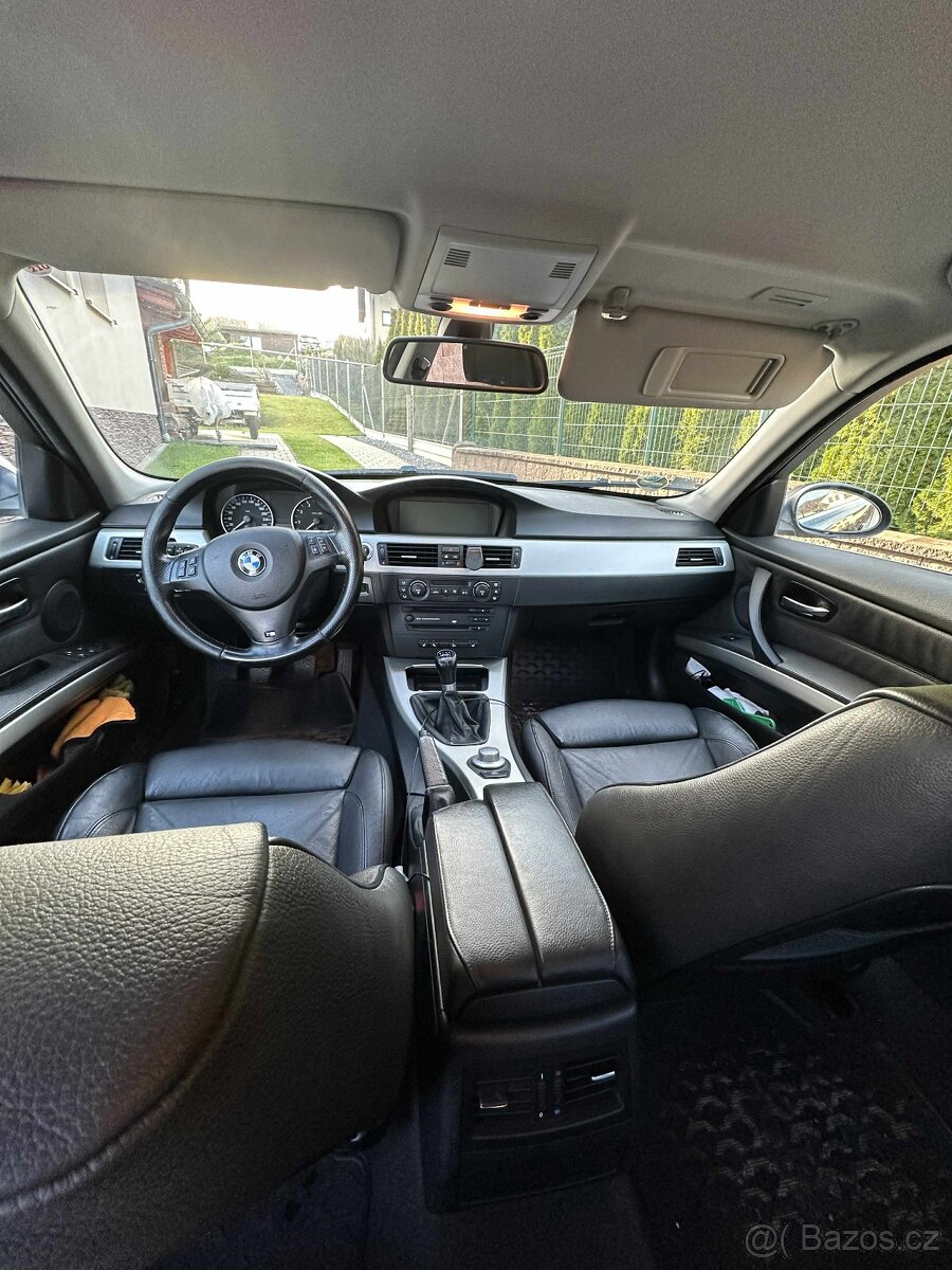 Predám BMW E90 330xDrive 4x4 190kw/258koní - 7