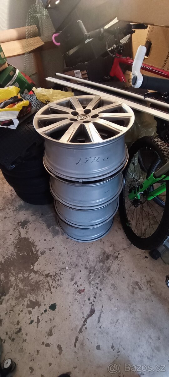 Toyota Avensis T27combi - 7