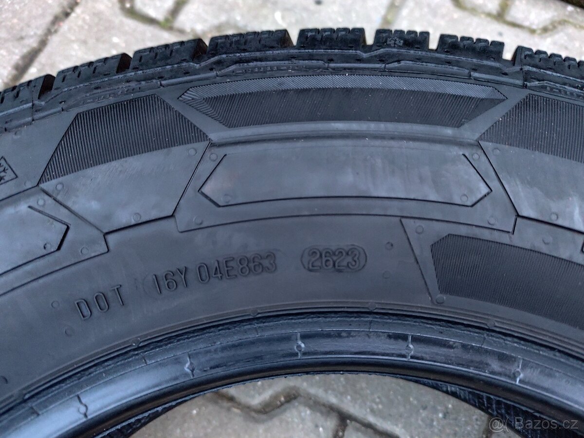 Zimní pneu 205/75/16 C - 7