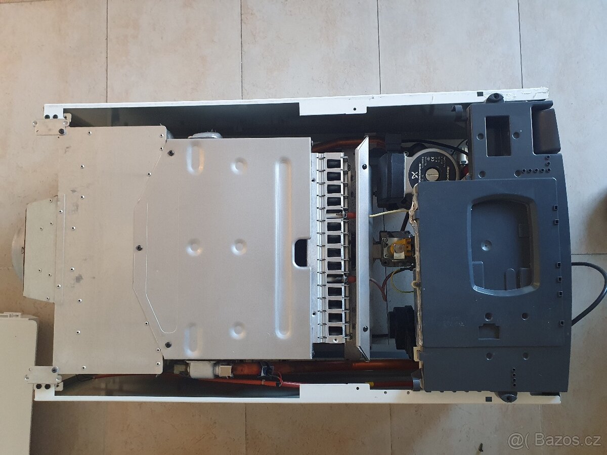 Prodám průtokový kotel Baxi - 7