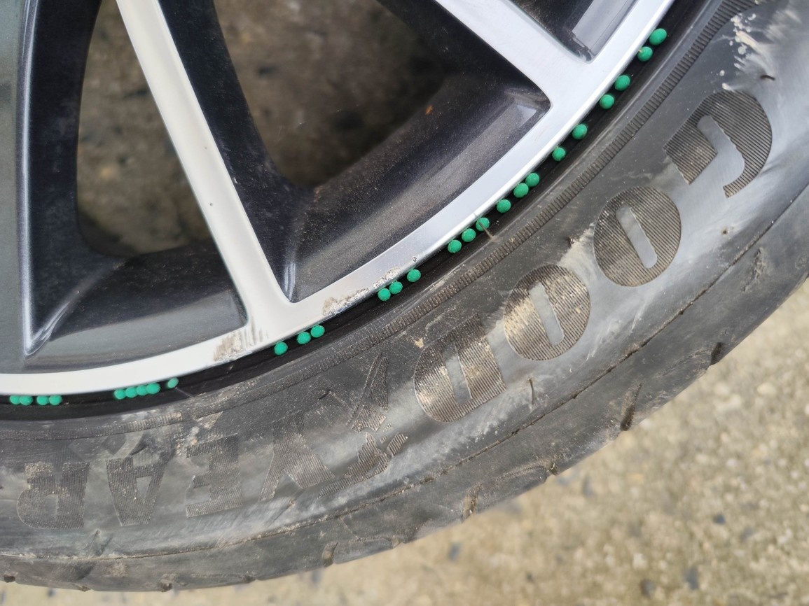 17"letní alu sada 4x98 origo Fiat Bravo 500 Punto 225/45 - 7