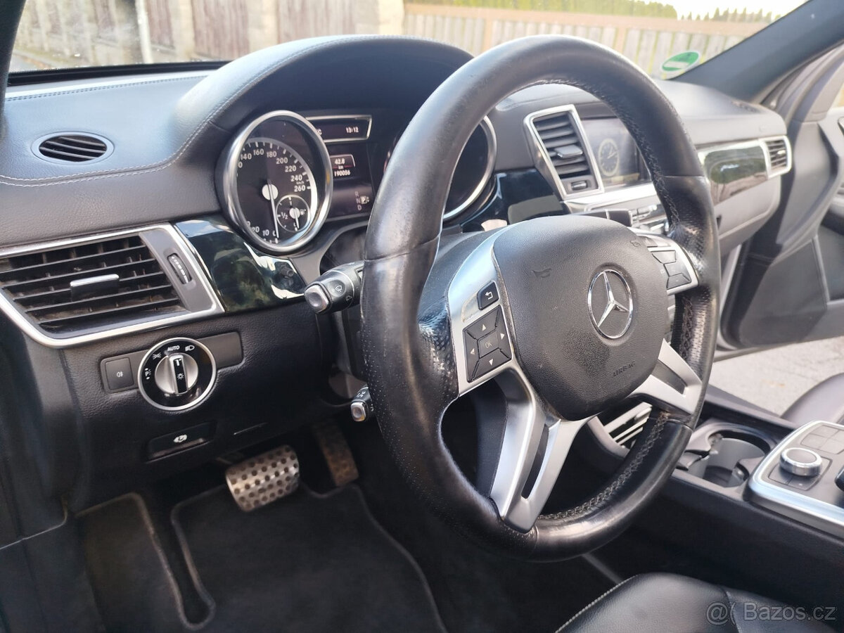 Mercedes-Benz ML 350 CDI AMG V6 4MATIC (2014) – Luxusní SUV - 7