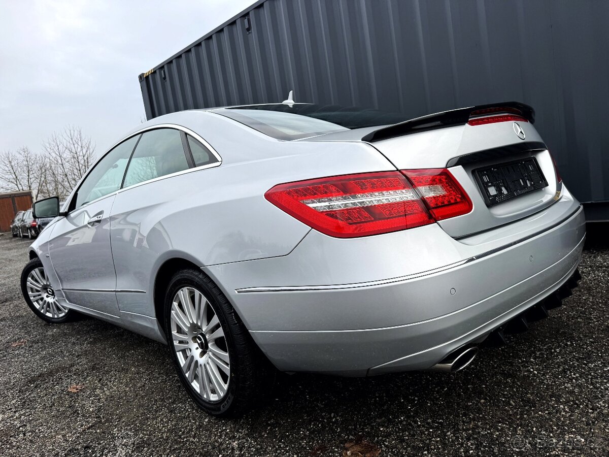 MERCEDES-BENZ E KUPÉ, 2.2 CDi 125kW, automat, krásný stav - 7
