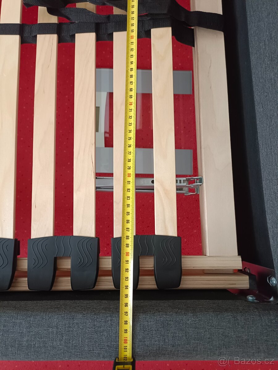 Kvalitní postel včetně roštu a matrace - 7