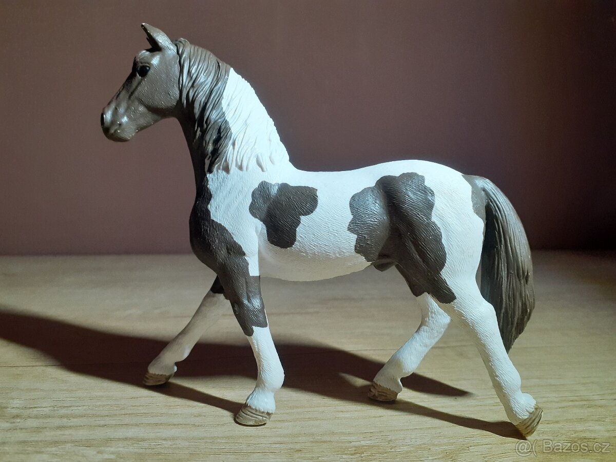 SCHLEICH Koně SBĚRATELSKÉ FIGURKY 11 - 7