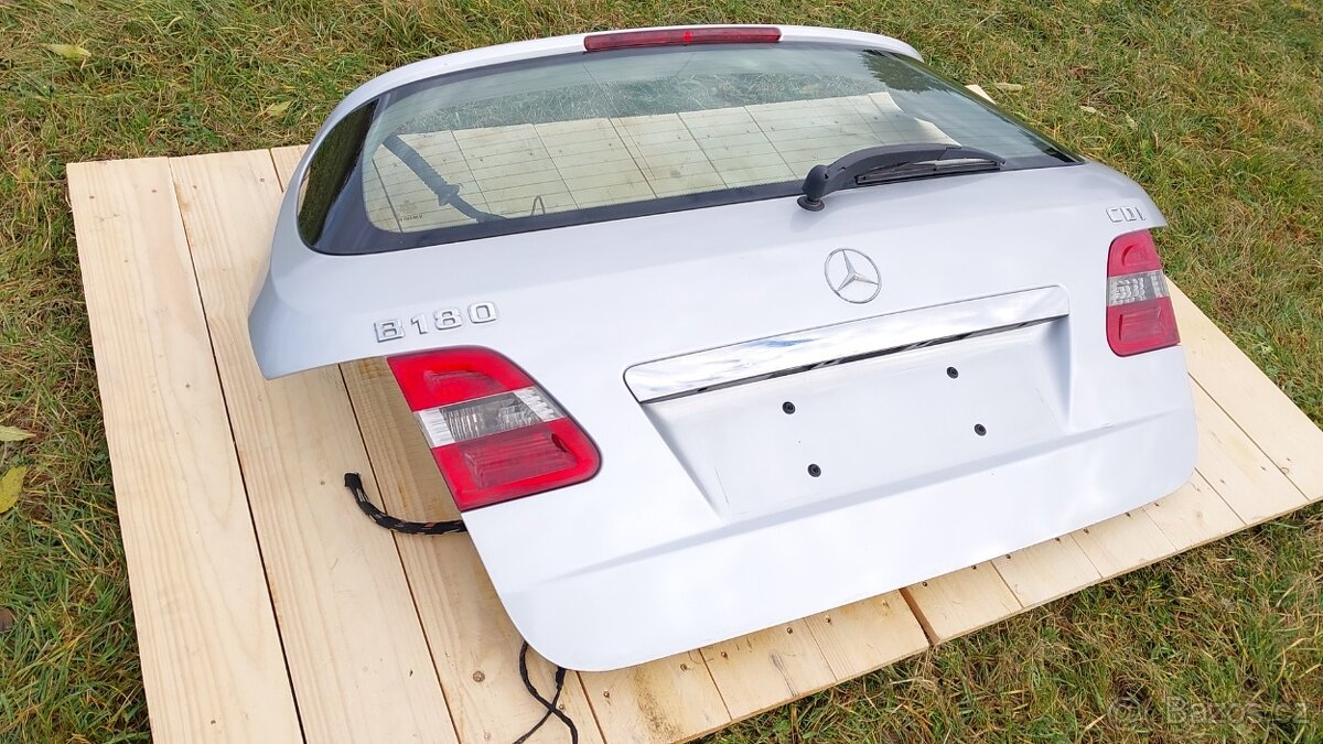 Mercedes W245 B180 - Dveře kufru stříbrné - 7