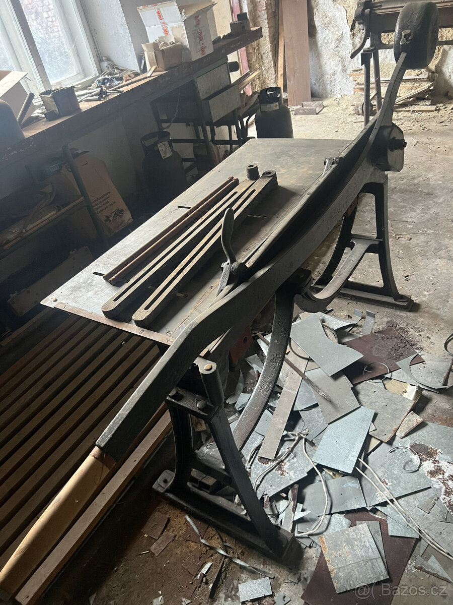 vybavení klempířské dílny - 7