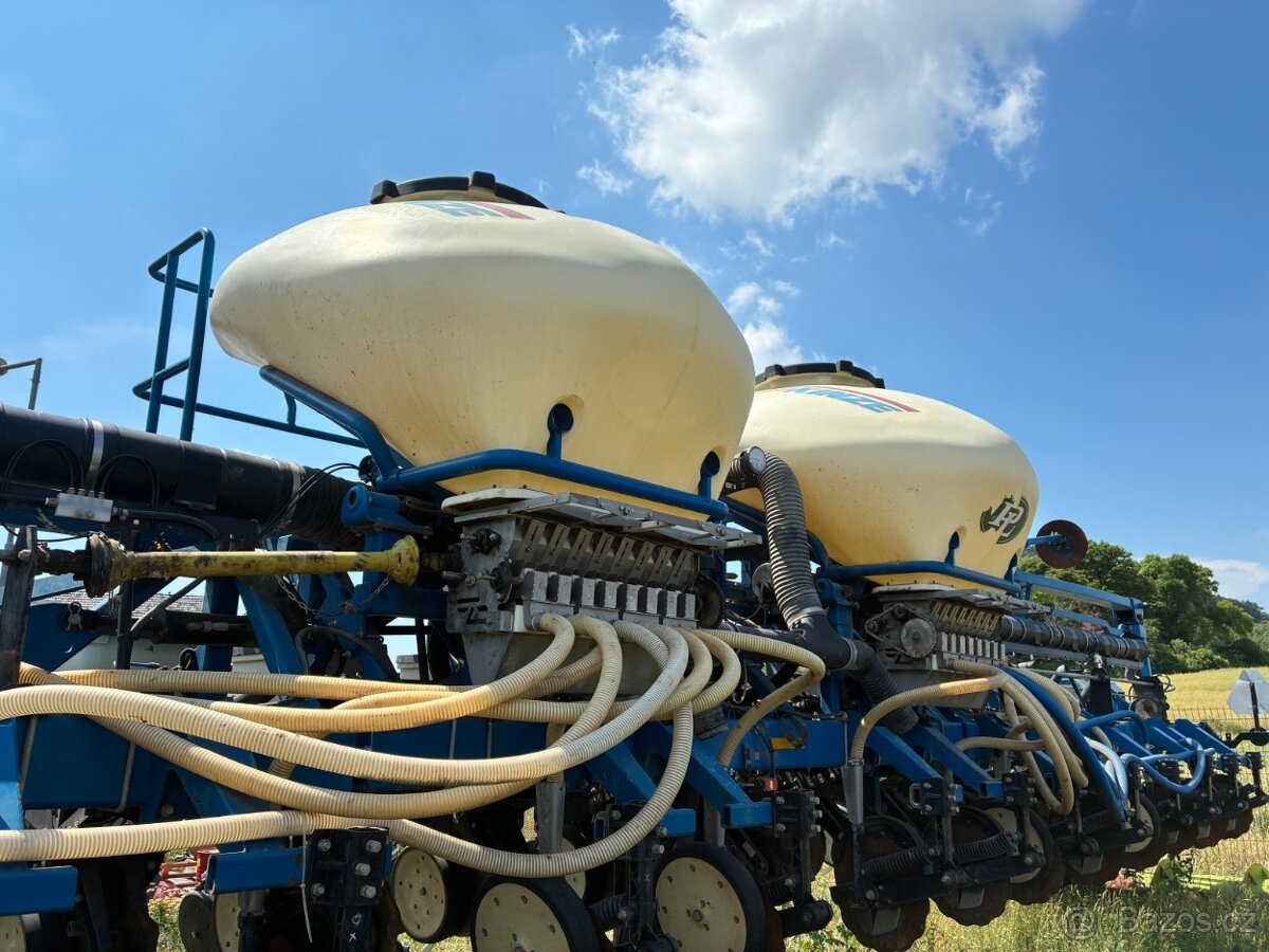 KINZE 3600 - 7