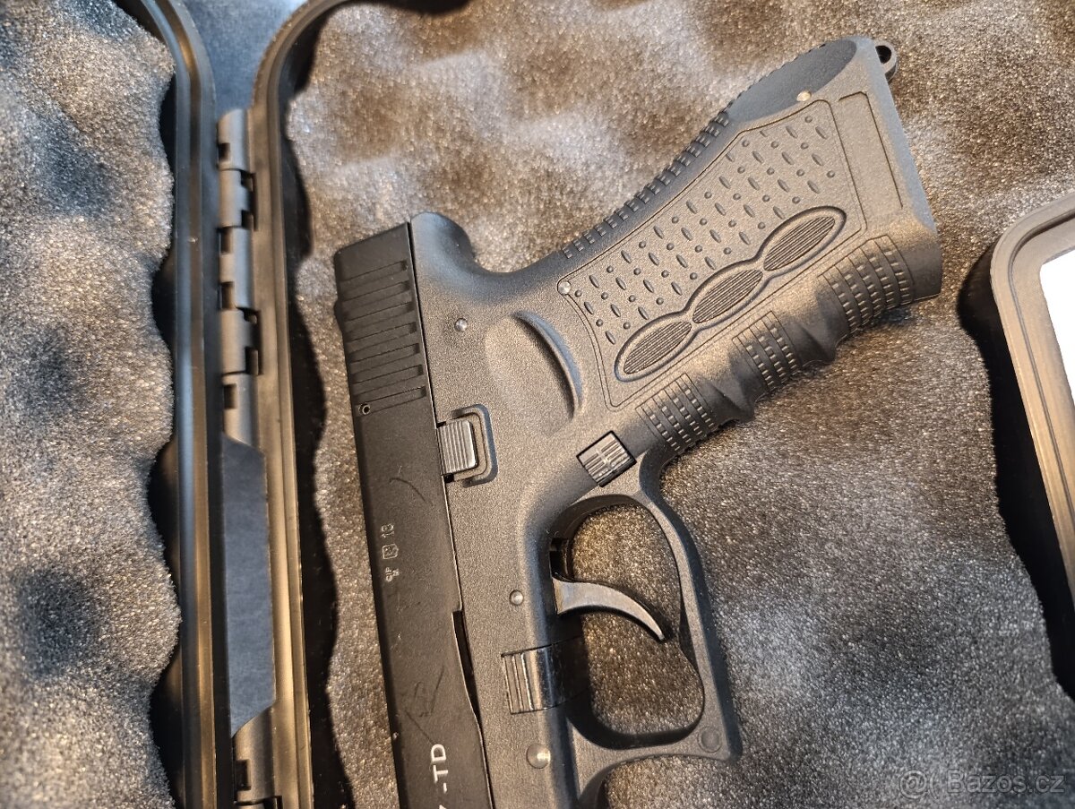 Plynová pistole Glock 17 - 7