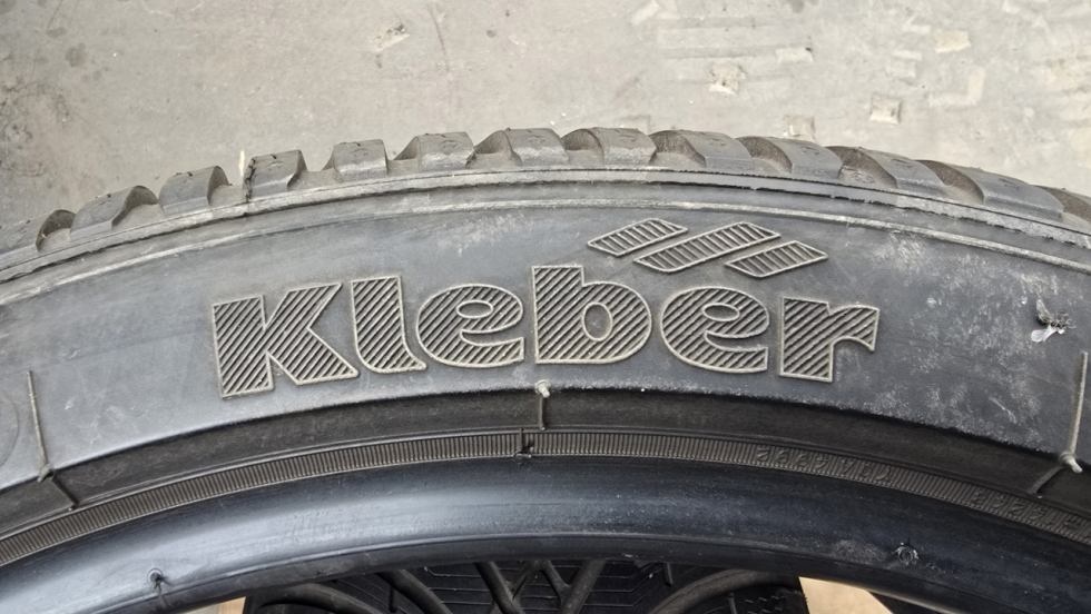 Zimní pneu 225/40/18 Kleber - 7