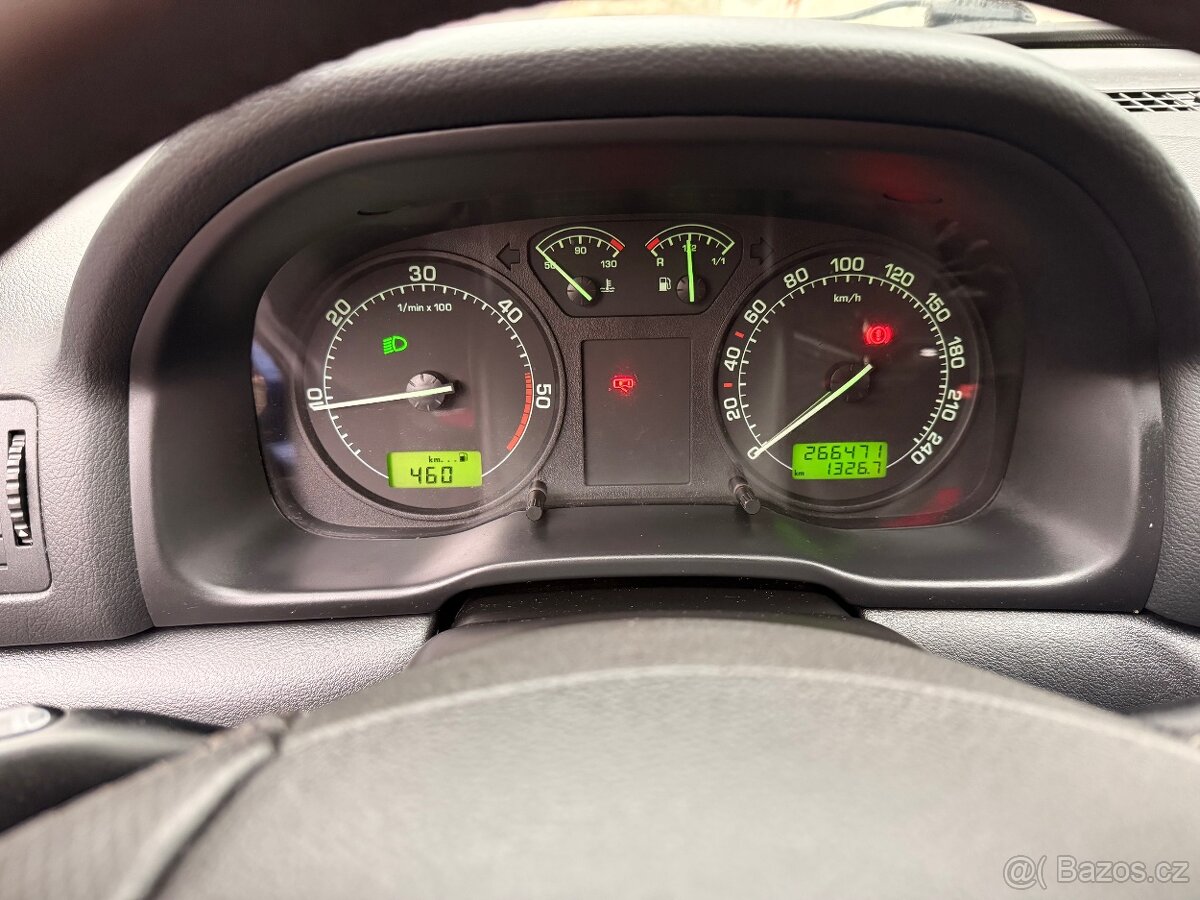 Octavia 1.9 TDi Tour 74 kW 2009 klima - 7