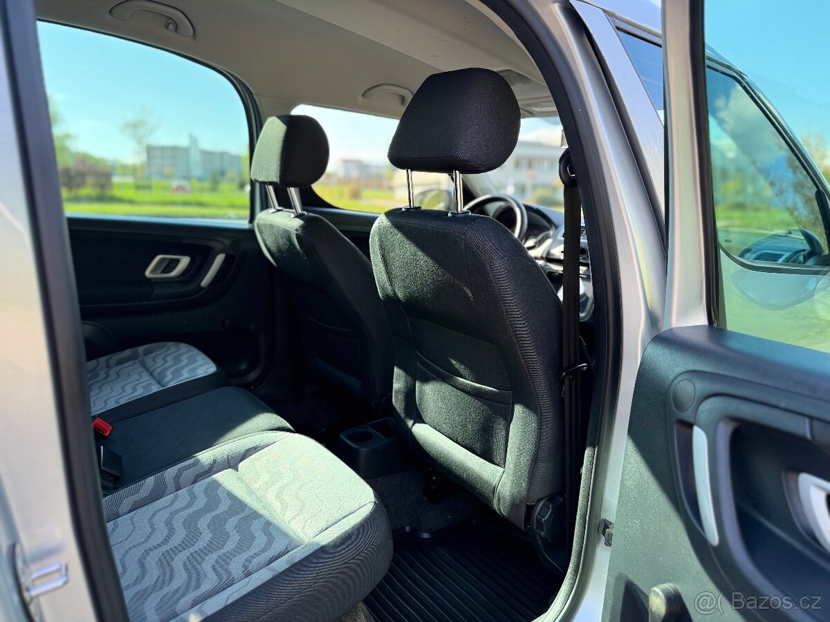 Škoda Roomster - 7